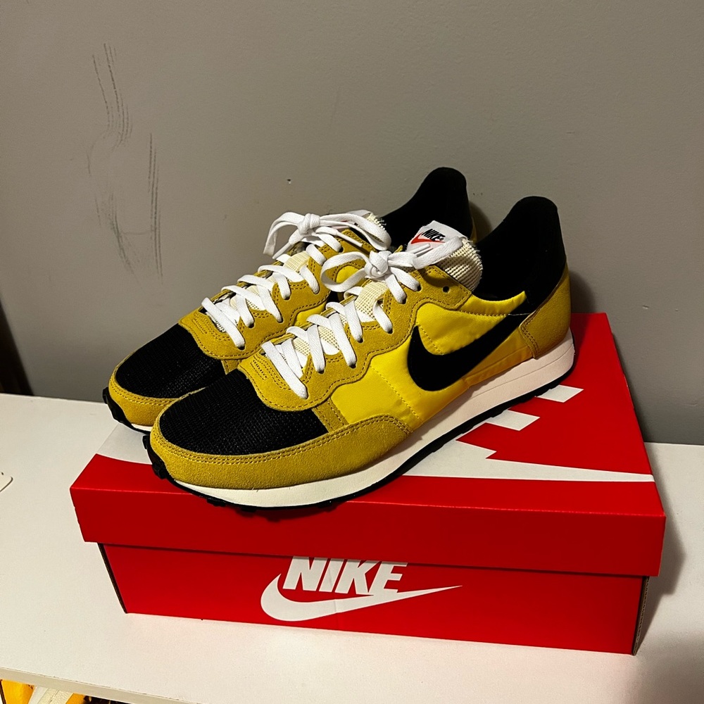 Nike Challenger OG ‘Opti Yellow’